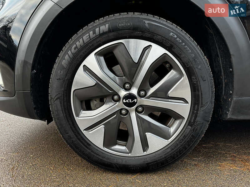 Позашляховик / Кросовер Kia Niro 2022 в Києві фото 32 Позашляховик / Кросовер Kia Niro 2022 в Києві