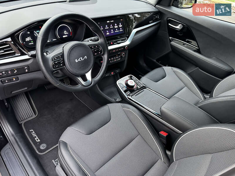 Позашляховик / Кросовер Kia Niro 2022 в Києві фото 35 Позашляховик / Кросовер Kia Niro 2022 в Києві