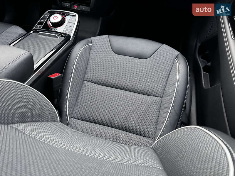 Позашляховик / Кросовер Kia Niro 2022 в Києві фото 52 Позашляховик / Кросовер Kia Niro 2022 в Києві