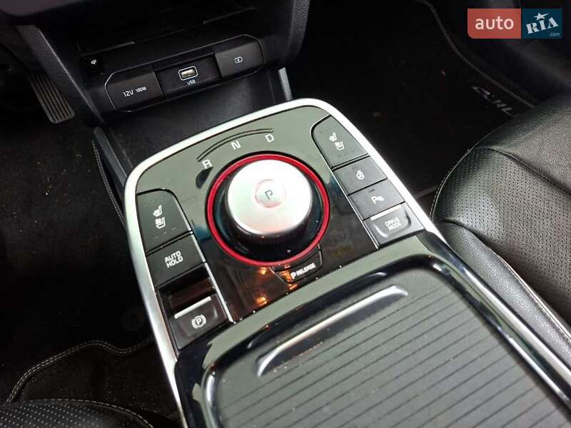 Внедорожник / Кроссовер Kia Niro 2020 в Луцке фото 35 Внедорожник / Кроссовер Kia Niro 2020 в Луцке