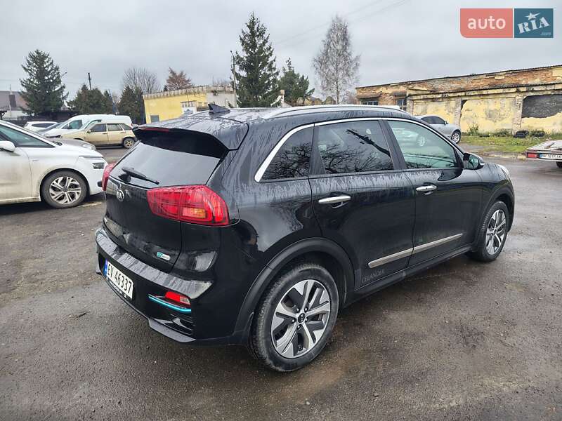 Внедорожник / Кроссовер Kia Niro 2020 в Дубно