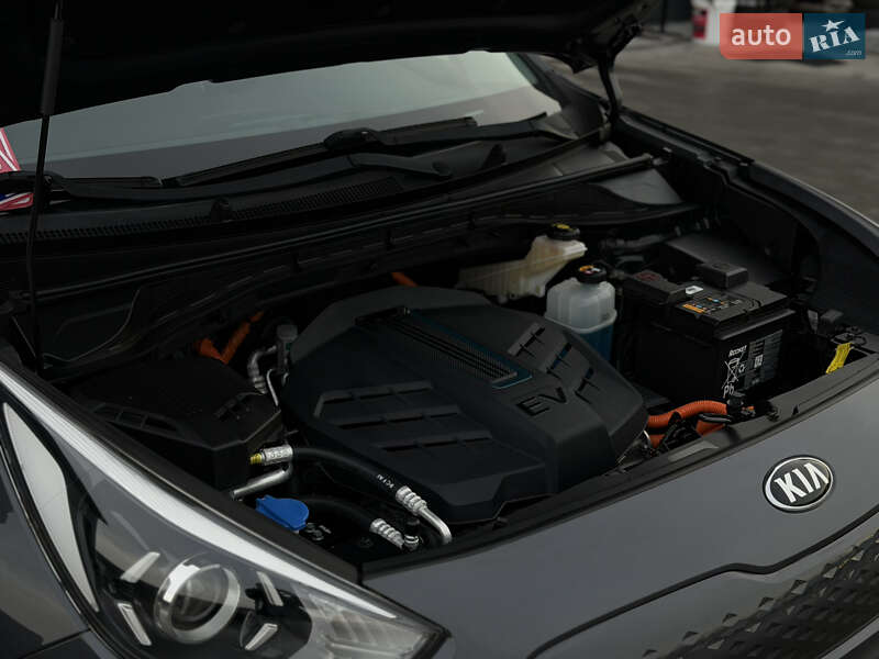 Позашляховик / Кросовер Kia Niro 2020 в Дубні