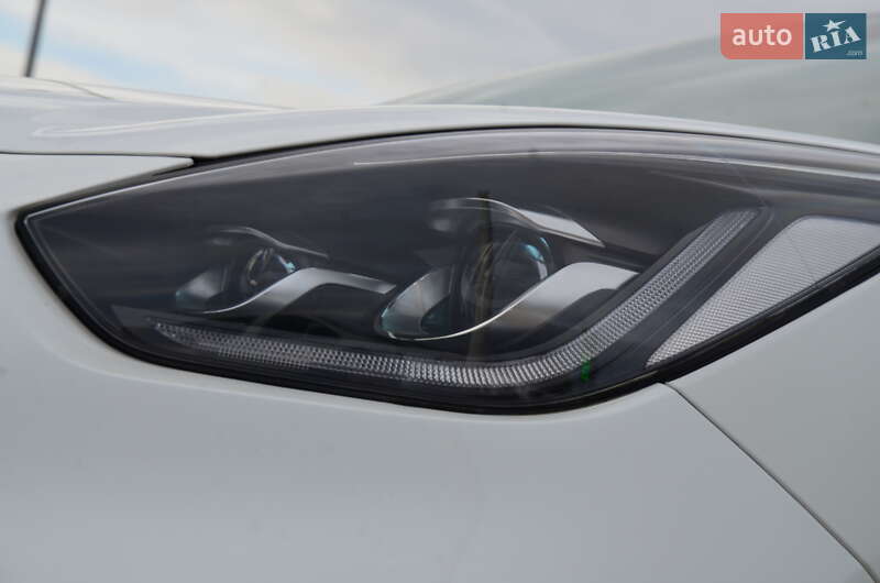 Внедорожник / Кроссовер Kia Niro 2021 в Дрогобыче