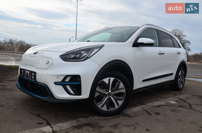 Внедорожник / Кроссовер Kia Niro 2021 в Дрогобыче
