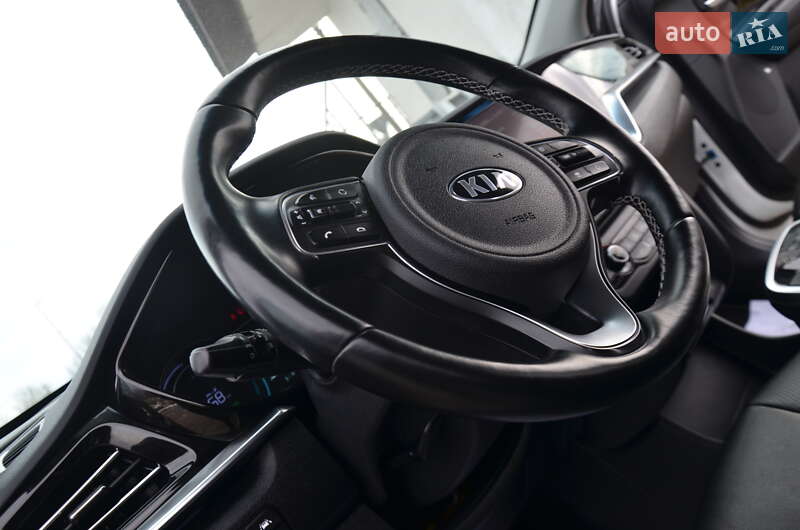 Внедорожник / Кроссовер Kia Niro 2021 в Дрогобыче