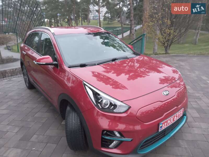 Внедорожник / Кроссовер Kia Niro 2020 в Ирпене