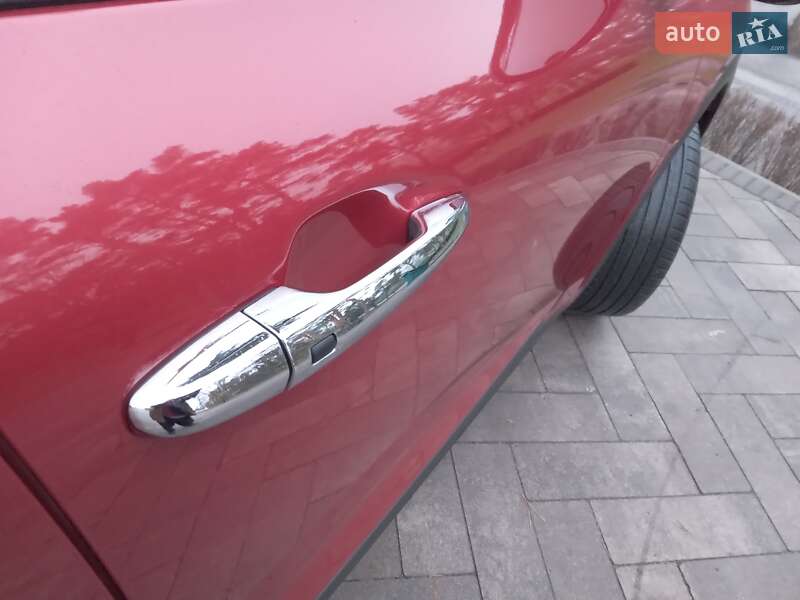 Внедорожник / Кроссовер Kia Niro 2020 в Ирпене