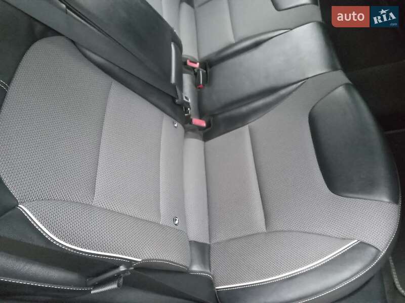 Внедорожник / Кроссовер Kia Niro 2020 в Ирпене