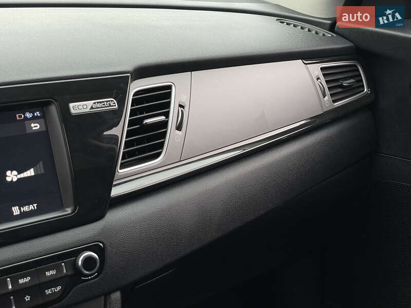 Внедорожник / Кроссовер Kia Niro 2019 в Бердичеве