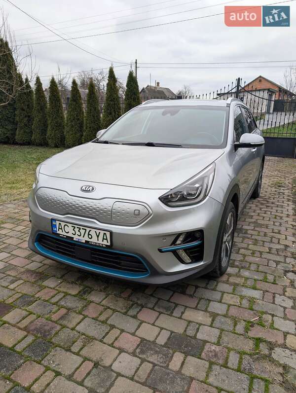 Позашляховик / Кросовер Kia Niro 2019 в Луцьку