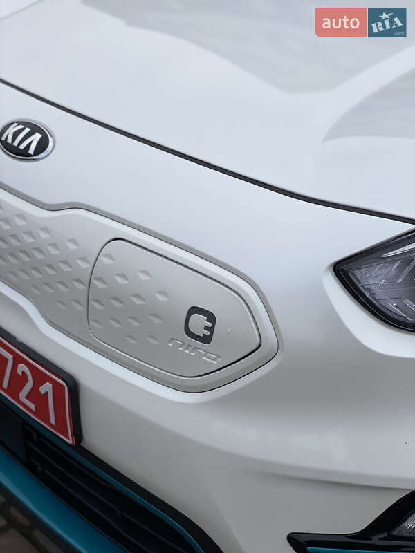 Внедорожник / Кроссовер Kia Niro 2021 в Тернополе фото 27 Внедорожник / Кроссовер Kia Niro 2021 в Тернополе