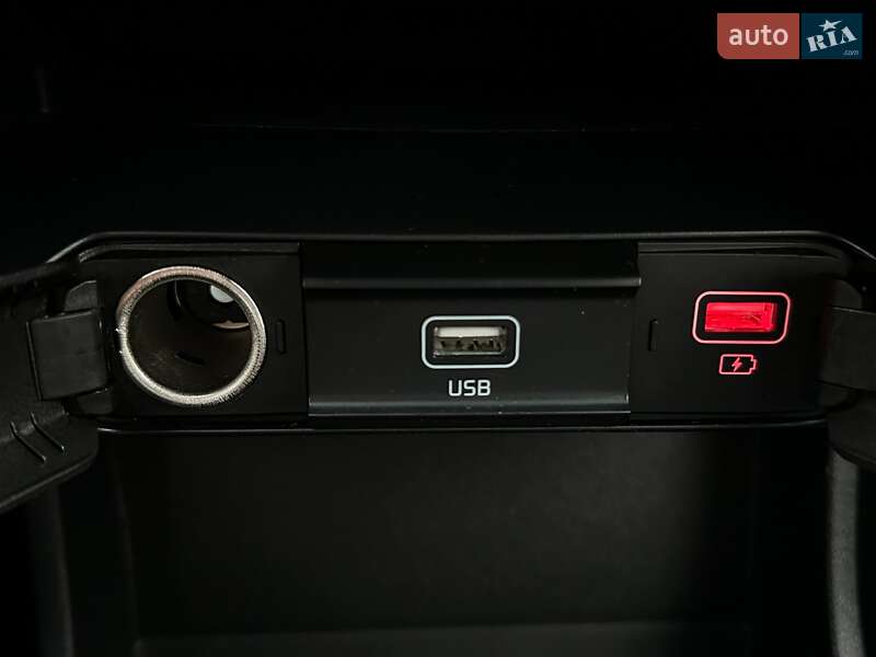 Внедорожник / Кроссовер Kia Niro 2022 в Львове