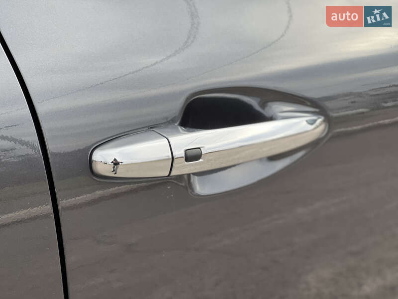 Внедорожник / Кроссовер Kia Niro 2019 в Ровно