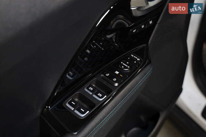 Внедорожник / Кроссовер Kia Niro 2020 в Луцке