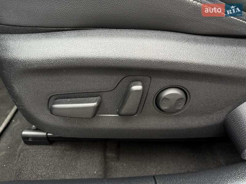 Внедорожник / Кроссовер Kia Niro 2020 в Стрые