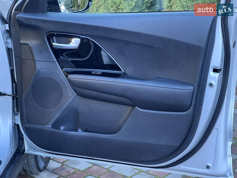 Внедорожник / Кроссовер Kia Niro 2021 в Тернополе