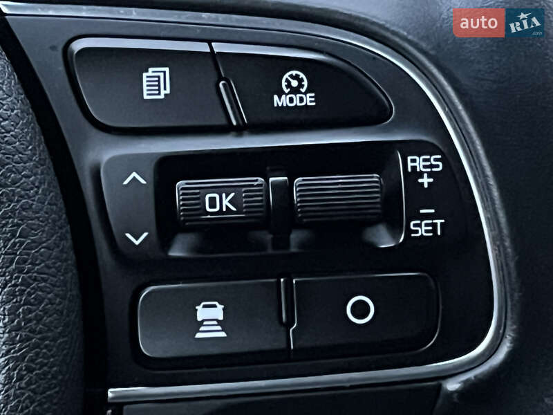 Позашляховик / Кросовер Kia Niro 2020 в Києві