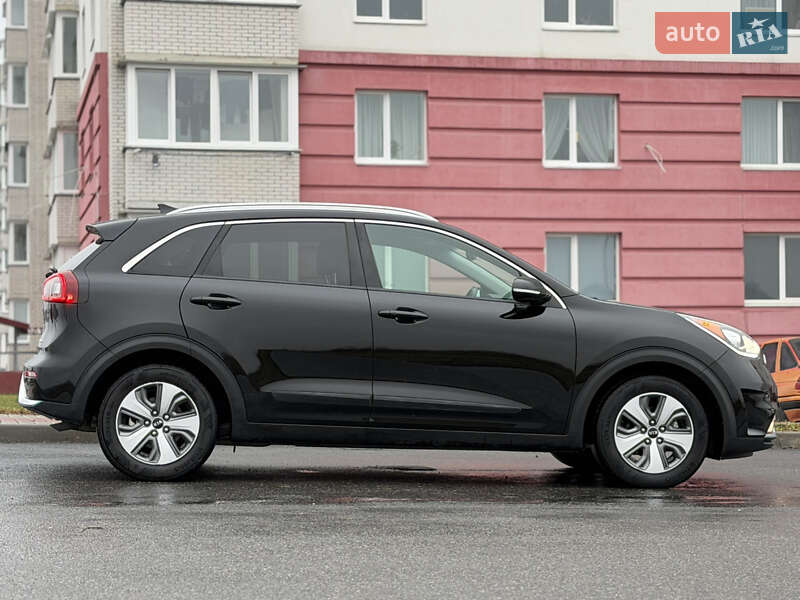 Внедорожник / Кроссовер Kia Niro 2018 в Виннице