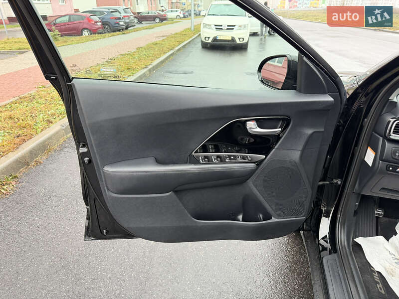 Внедорожник / Кроссовер Kia Niro 2018 в Виннице