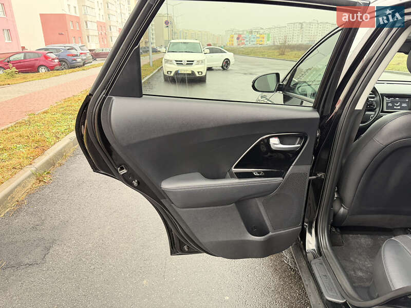 Внедорожник / Кроссовер Kia Niro 2018 в Виннице