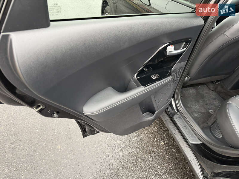 Внедорожник / Кроссовер Kia Niro 2018 в Виннице