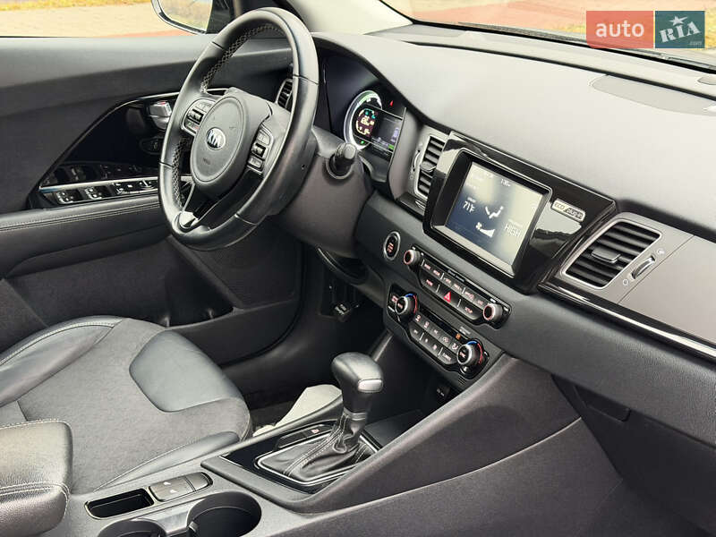 Внедорожник / Кроссовер Kia Niro 2018 в Виннице