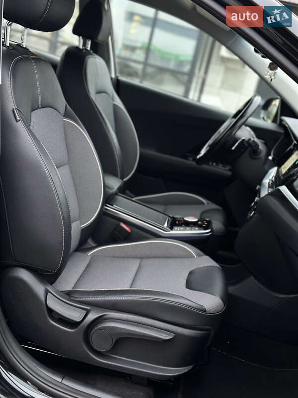 Внедорожник / Кроссовер Kia Niro 2020 в Ровно