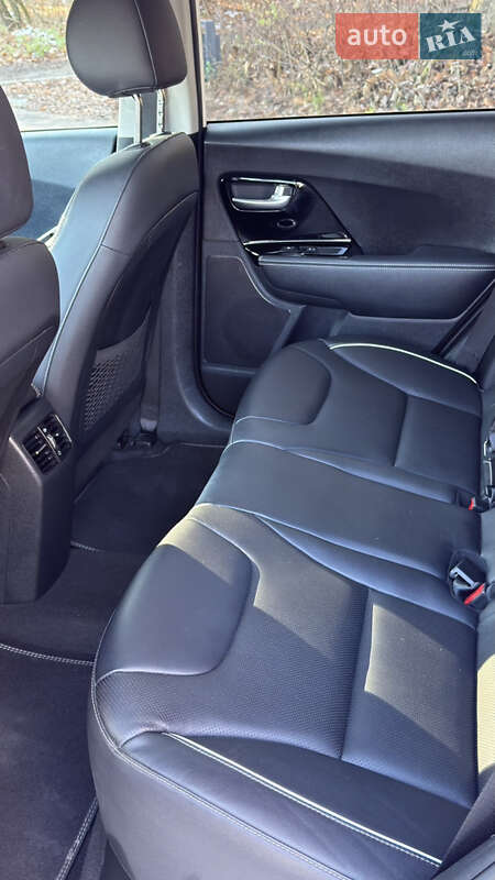 Позашляховик / Кросовер Kia Niro 2020 в Тернополі