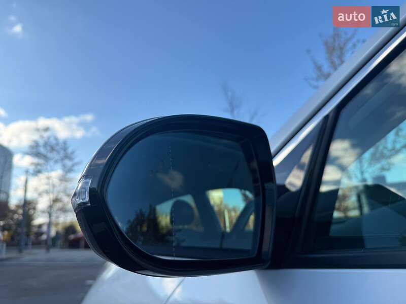 Внедорожник / Кроссовер Kia Niro 2017 в Киеве фото 8 Внедорожник / Кроссовер Kia Niro 2017 в Киеве