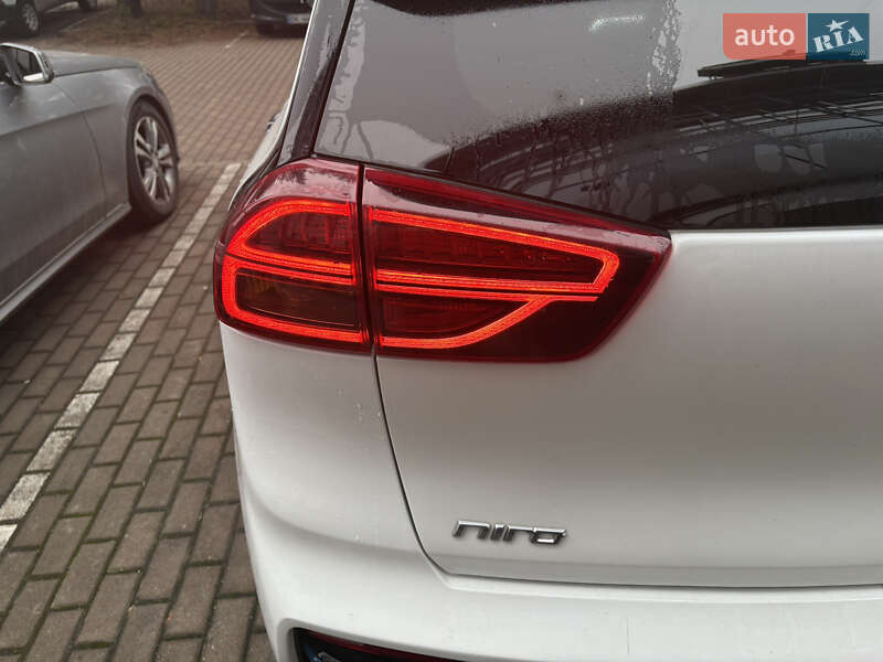 Позашляховик / Кросовер Kia Niro 2021 в Рівному фото 35 Позашляховик / Кросовер Kia Niro 2021 в Рівному
