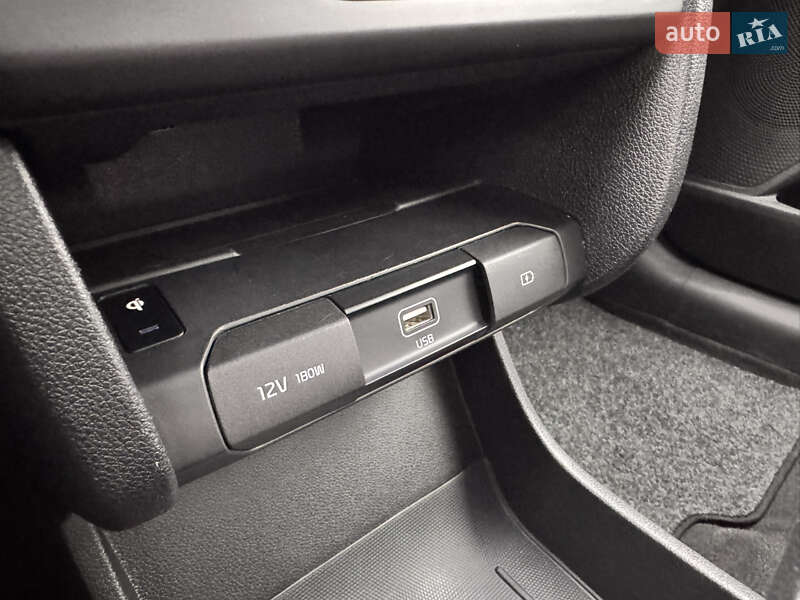 Позашляховик / Кросовер Kia Niro 2020 в Луцьку фото 40 Позашляховик / Кросовер Kia Niro 2020 в Луцьку