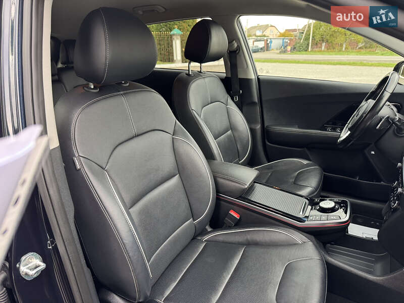 Внедорожник / Кроссовер Kia Niro 2020 в Дубно