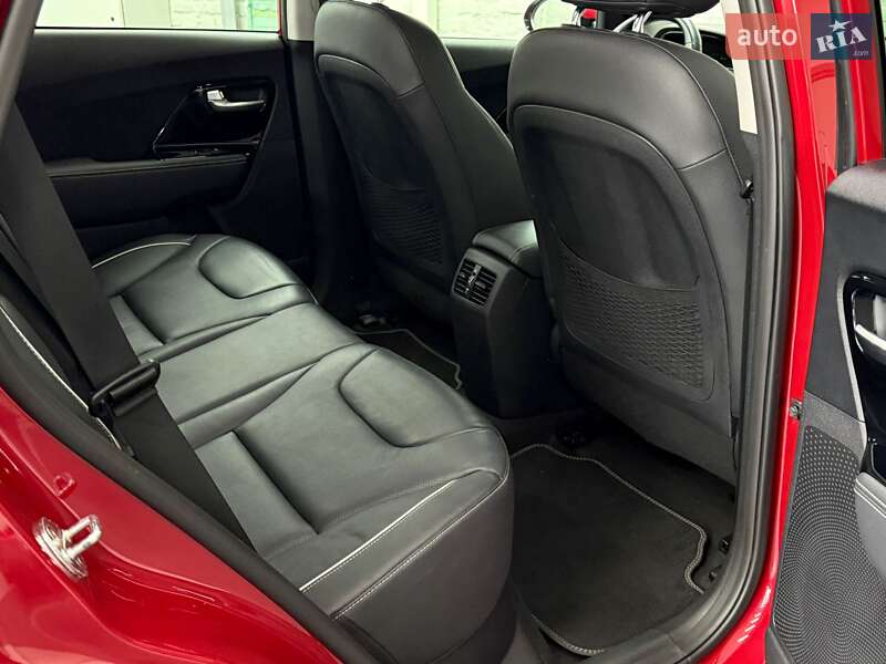 Внедорожник / Кроссовер Kia Niro 2020 в Луцке