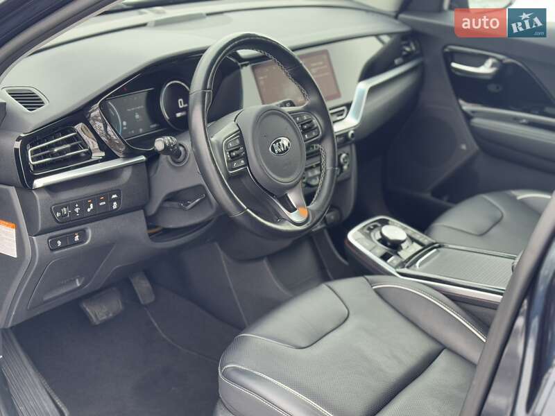 Внедорожник / Кроссовер Kia Niro 2020 в Хмельницком