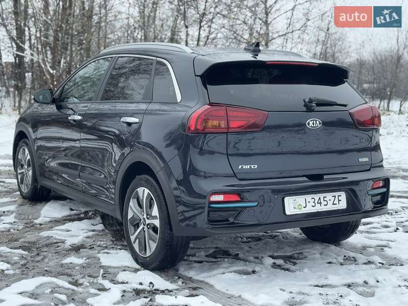 Внедорожник / Кроссовер Kia Niro 2020 в Хмельницком