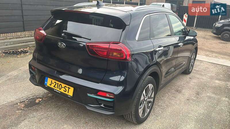 Внедорожник / Кроссовер Kia Niro 2020 в Хмельницком