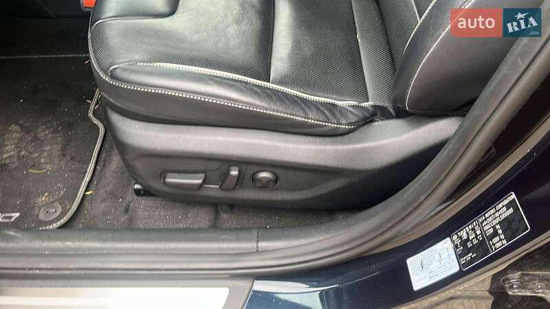 Внедорожник / Кроссовер Kia Niro 2020 в Хмельницком