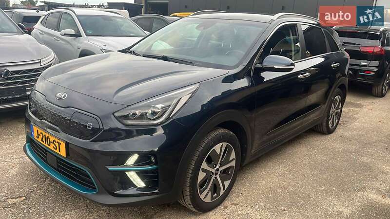Внедорожник / Кроссовер Kia Niro 2020 в Хмельницком