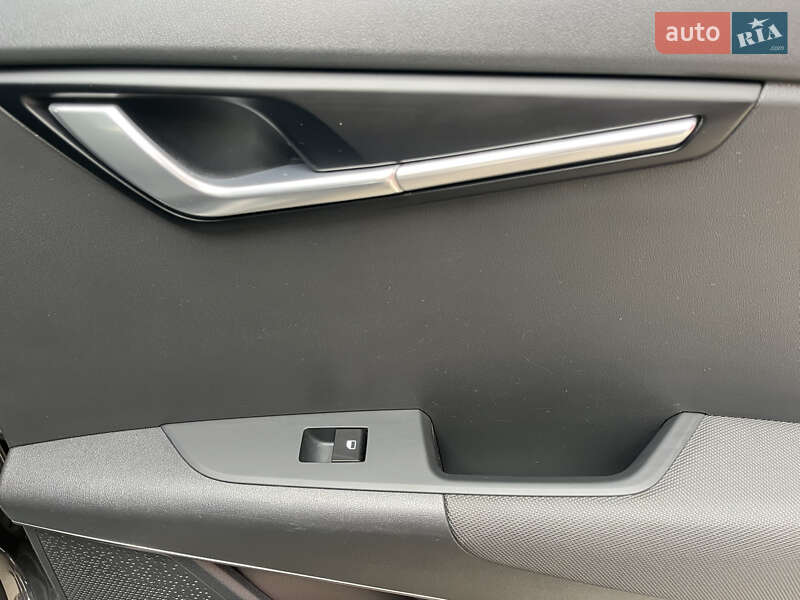 Позашляховик / Кросовер Kia Niro 2023 в Рівному