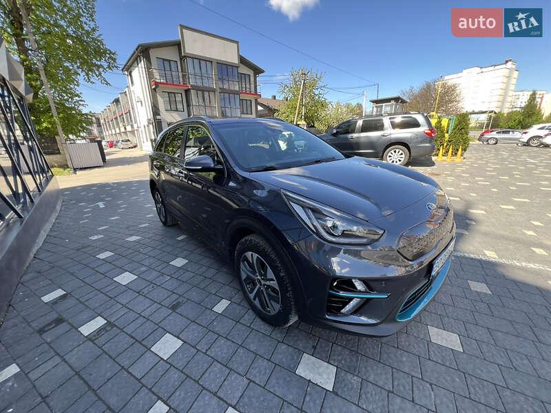 Внедорожник / Кроссовер Kia Niro 2019 в Тернополе