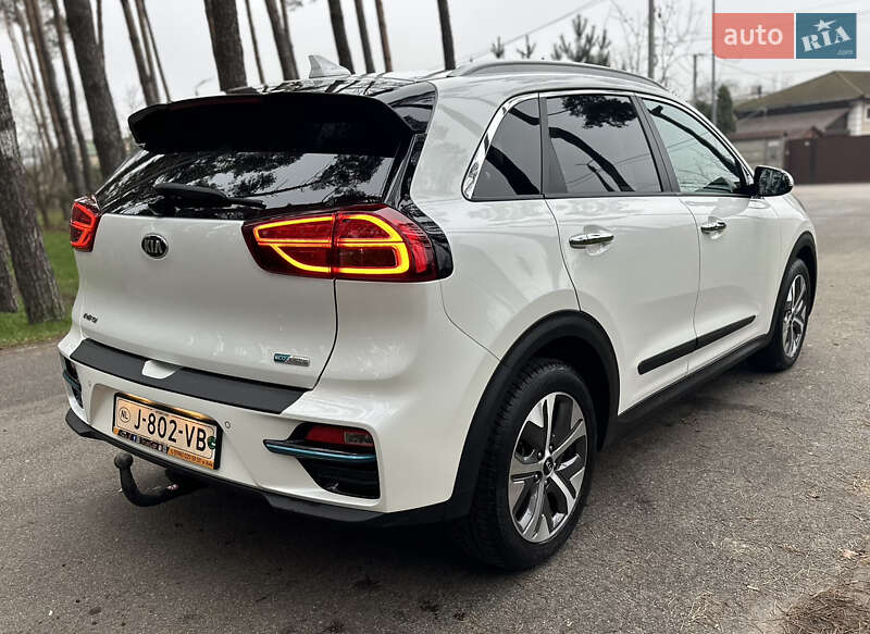 Позашляховик / Кросовер Kia Niro 2020 в Києві