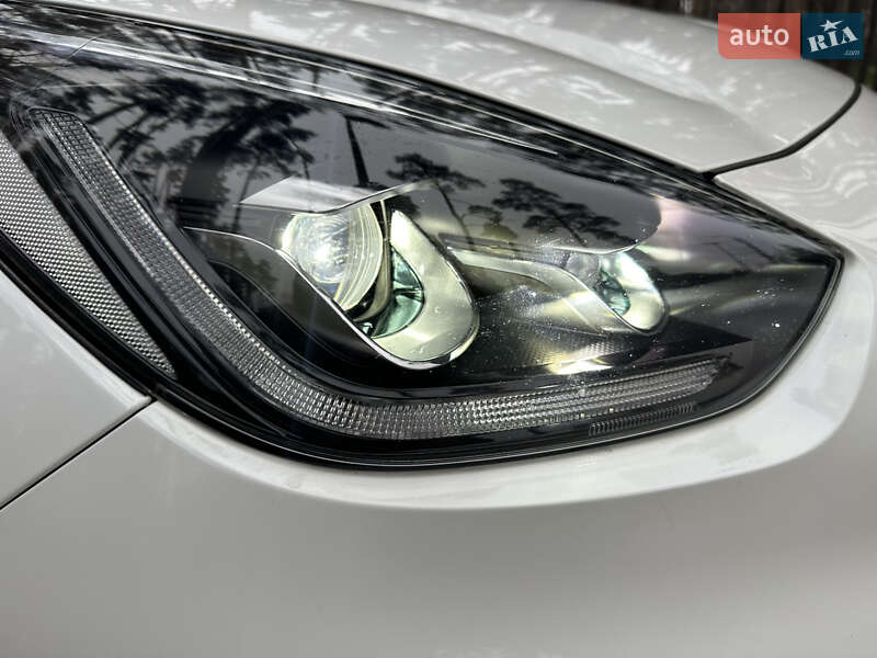 Позашляховик / Кросовер Kia Niro 2020 в Києві