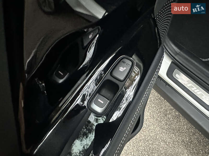 Позашляховик / Кросовер Kia Niro 2020 в Києві