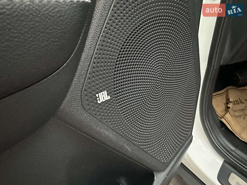 Позашляховик / Кросовер Kia Niro 2020 в Києві