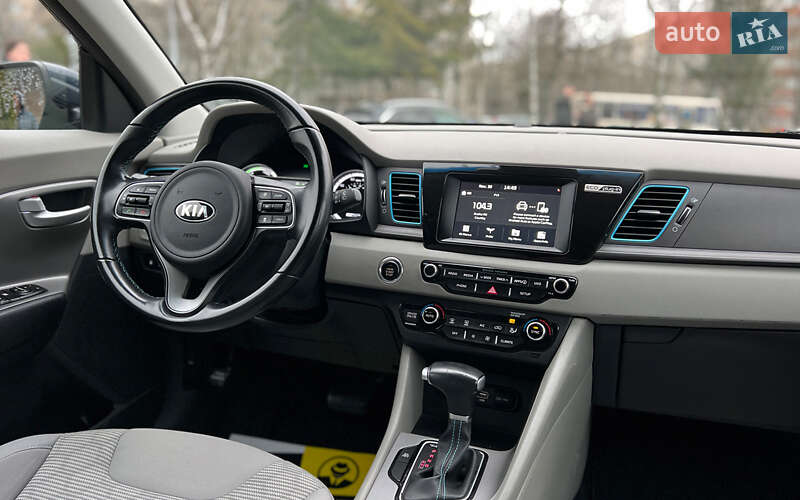 Внедорожник / Кроссовер Kia Niro 2018 в Львове