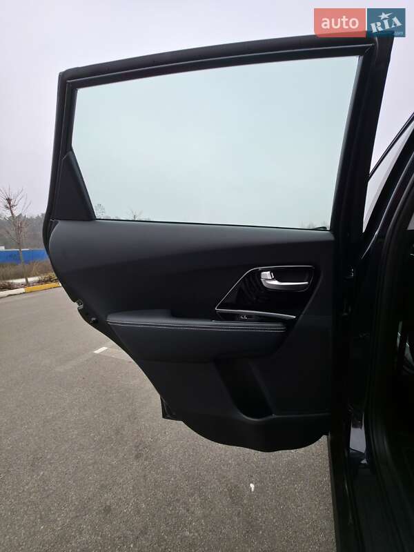 Внедорожник / Кроссовер Kia Niro 2020 в Ирпене