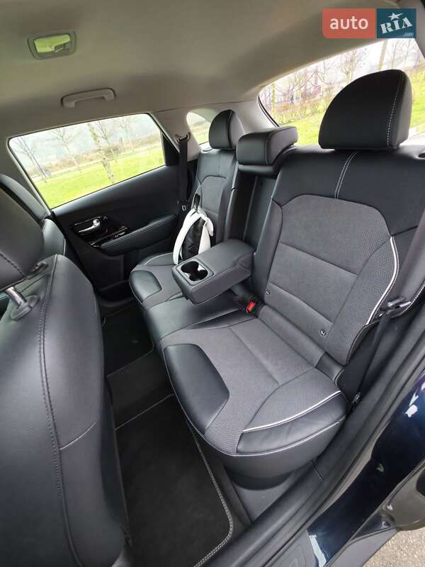 Внедорожник / Кроссовер Kia Niro 2020 в Ирпене