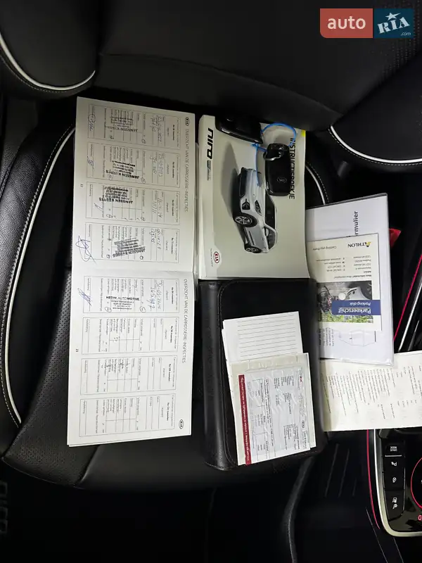 Внедорожник / Кроссовер Kia Niro 2020 в Казатине документ