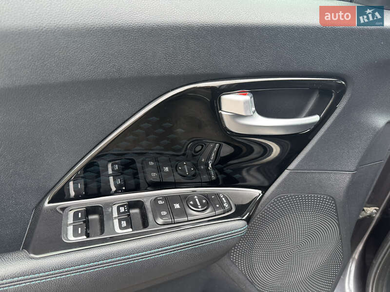 Внедорожник / Кроссовер Kia Niro 2019 в Тернополе