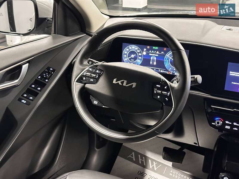 Внедорожник / Кроссовер Kia Niro 2023 в Львове